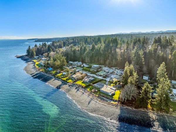 5778 Coral Rd , Courtenay, BC V9J 1W9