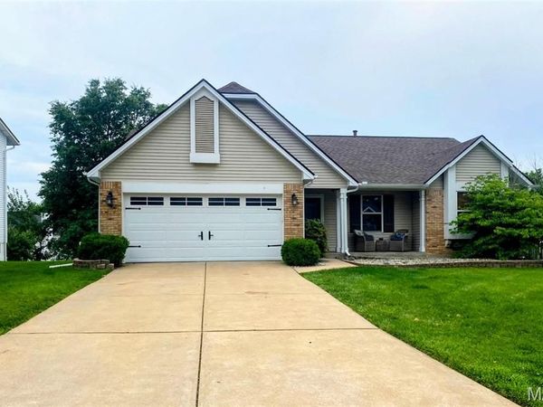 33 Georgetown Circle , O'Fallon, MO 63368