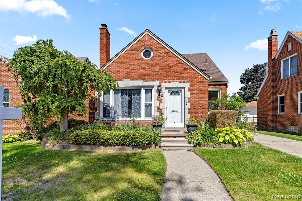 450 N Denwood Street , Dearborn, MI 48128 Main Photo