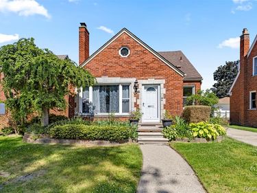 450 N Denwood Street , Dearborn, MI 48128