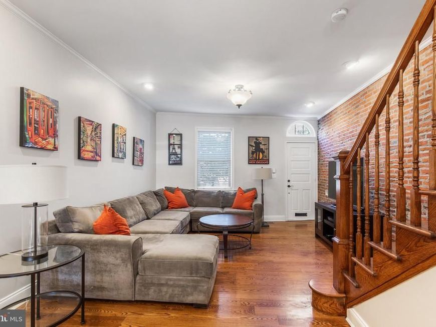 919 S 6th Street, Philadelphia, PA 19147 Main Photo