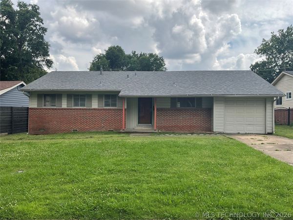 5760 E 30th Street , Tulsa, OK 74114