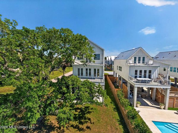 26478 W Beach Boulevard, Pass Christian, MS 39571