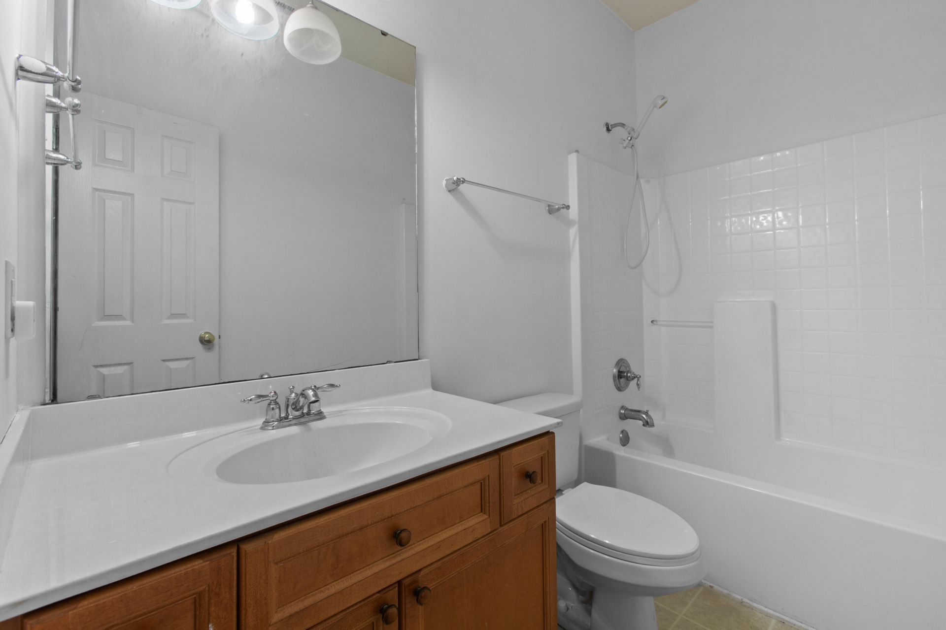 7211 Wistling Godwit Way Photo 17