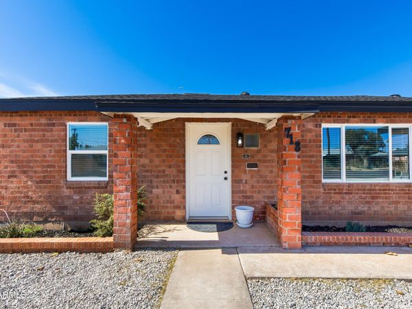 718 W 3RD Place, Mesa, AZ 85201