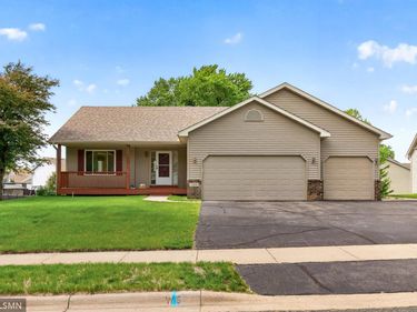 346 E Century Street, Belle Plaine, MN 56011