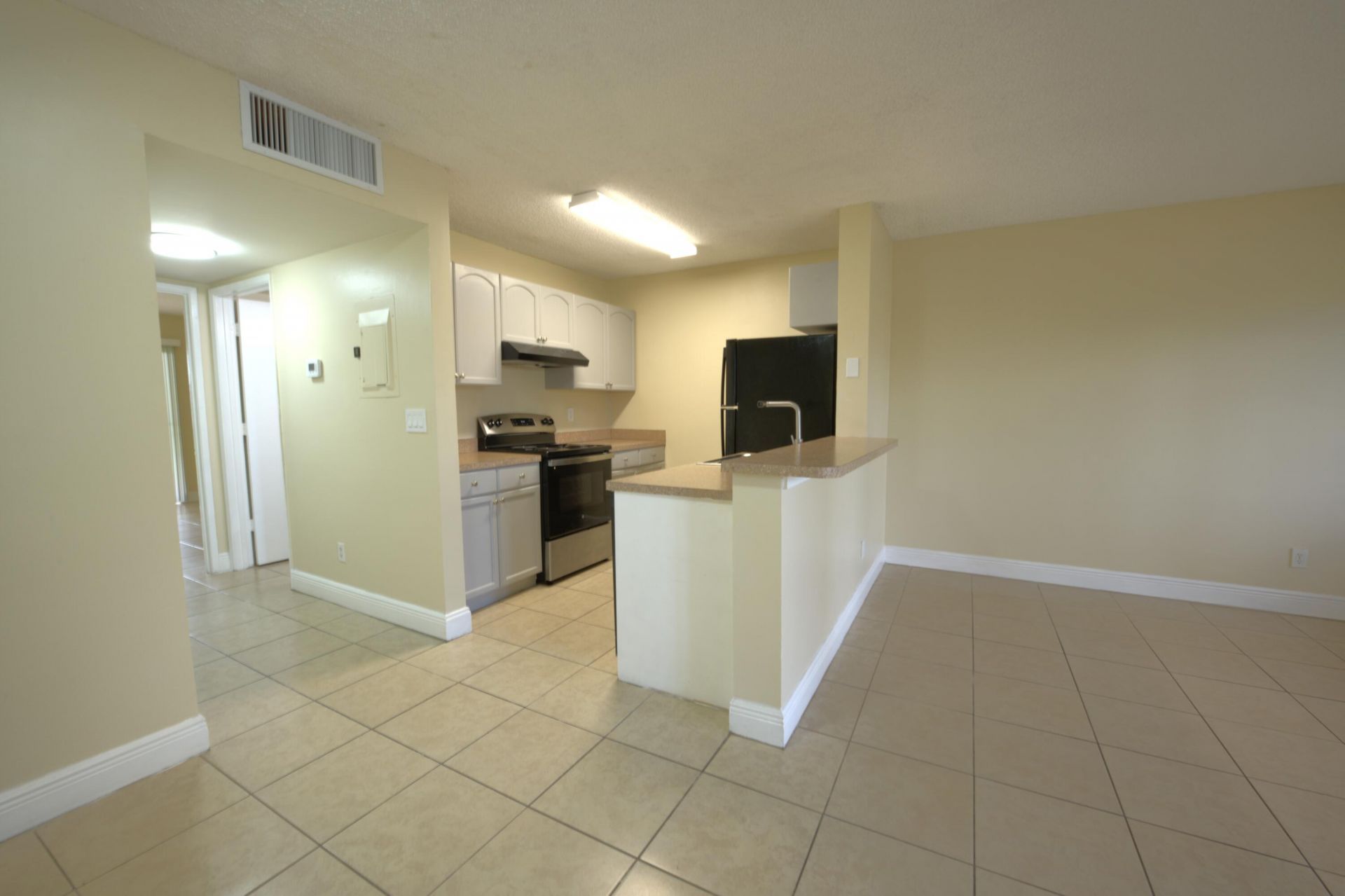 1617 Meadows Circle W, Boynton Beach, FL 33436 Photo