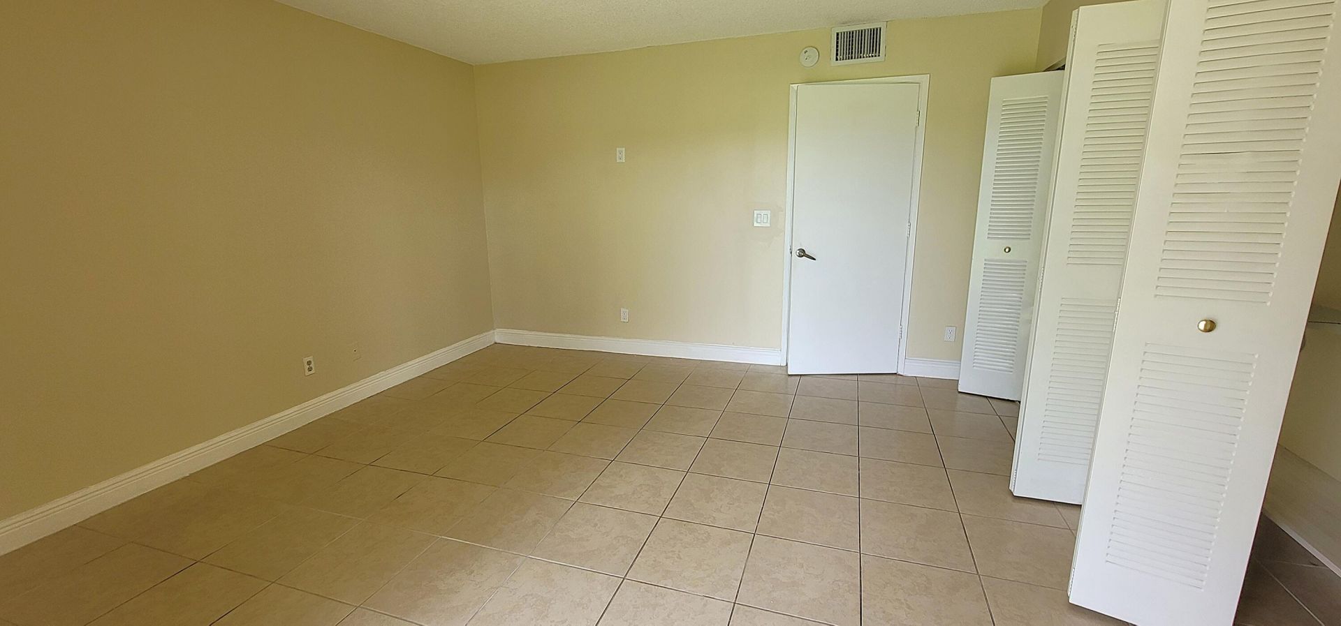 1617 Meadows Circle W, Boynton Beach, FL 33436 Photo