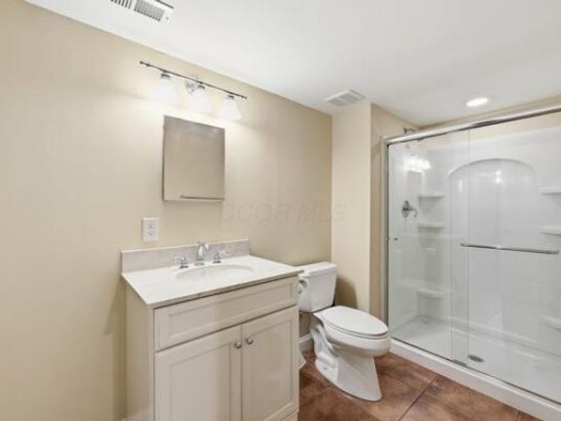 176 Lafayette Street, London, OH 43140 Photo 52