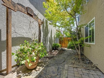 3102 Poseidon Ln, Roseville, CA 95661 Photo