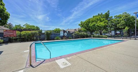 3102 Poseidon Ln, Roseville, CA 95661 Photo