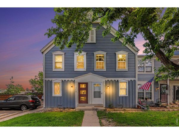 2220 S Jasper Way, Unit B, Aurora, CO 80013