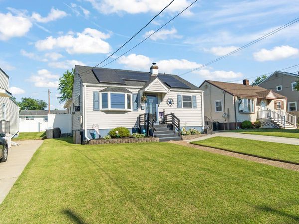 137 PRINCETON AVENUE, BELLMAWR, NJ 08031