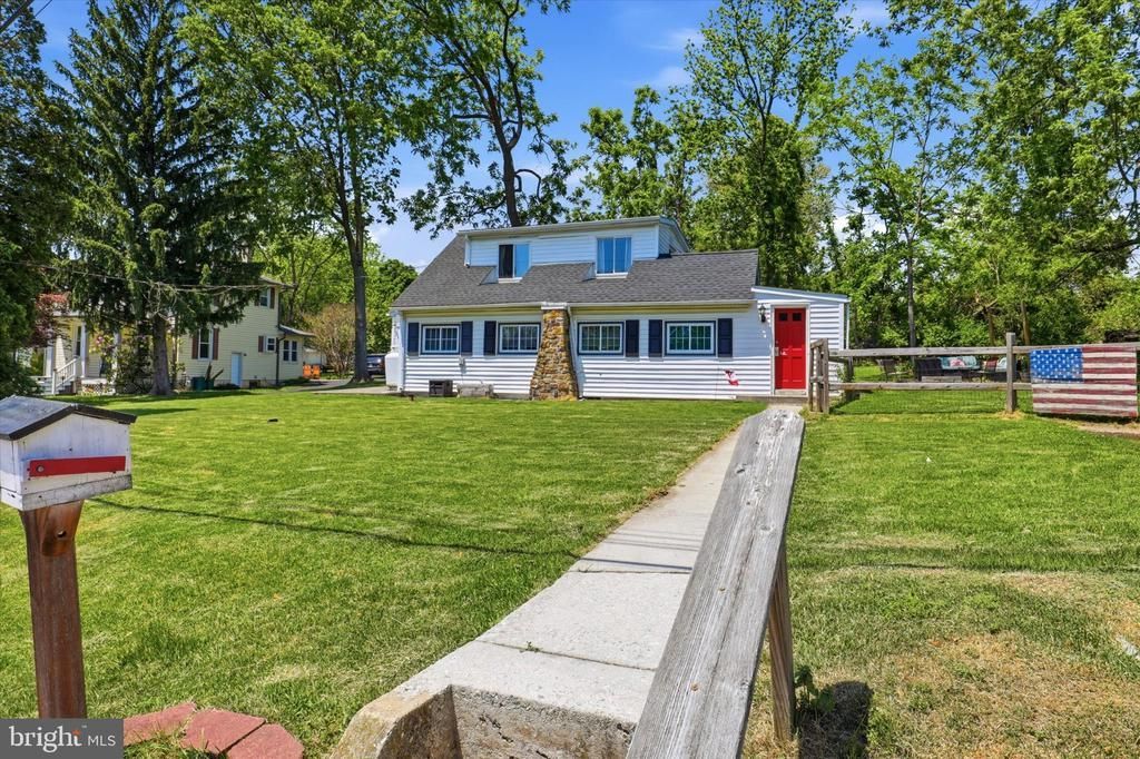 151 MILL ROAD, NORRISTOWN, PA 19401