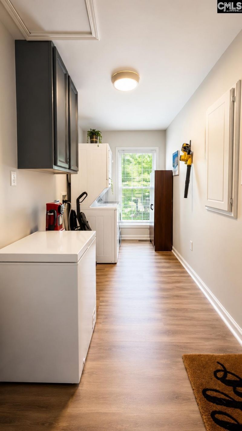 1612 Adella Street  Photo 10