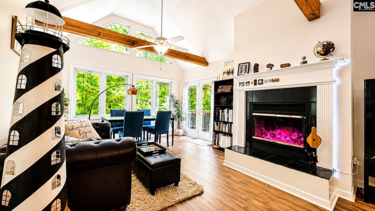 1612 Adella Street  Photo 17