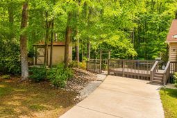 1612 Adella Street  photo 4