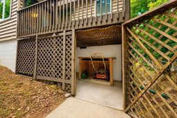 1612 Adella Street  photo 4