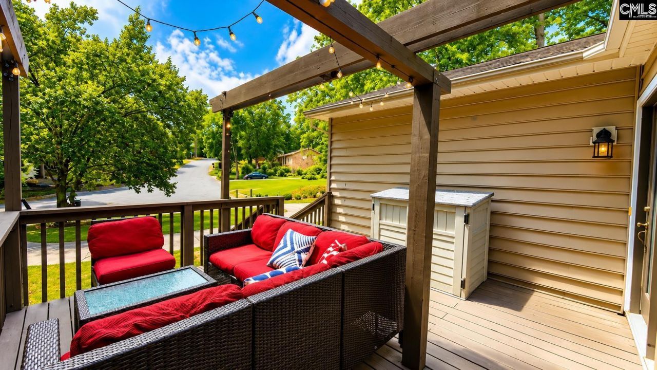 1612 Adella Street  Photo 7