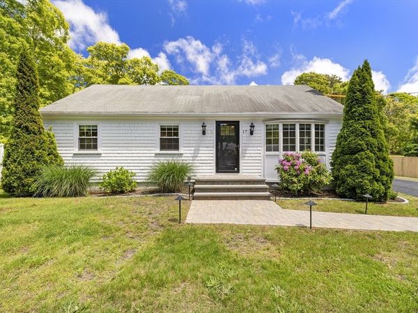 17 Kings Way, Orleans, MA 02653
