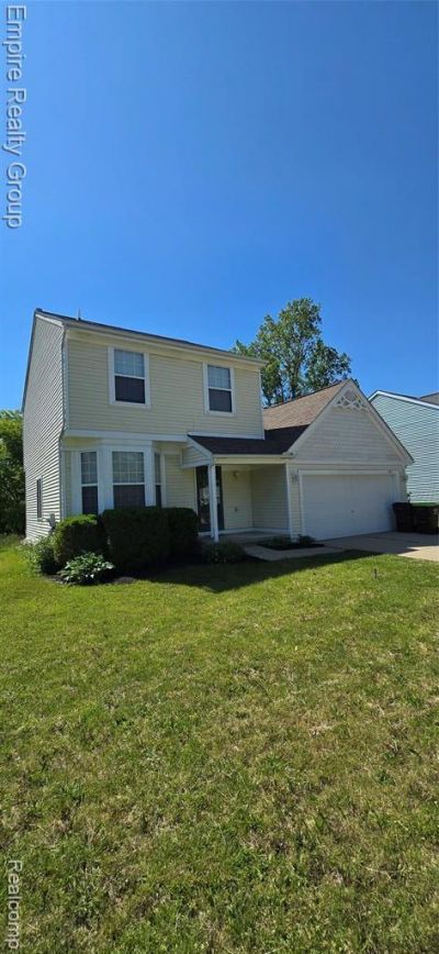 590 Thornhill Court , Belleville, MI 48111 Main Photo