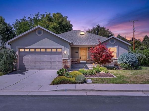 1689 E KIERSTIN PL , Salt Lake City, UT 84108
