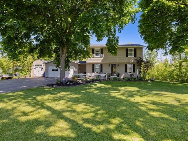 404 Campbell Road , Brockport, NY 14420