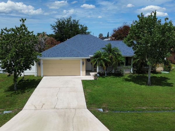 1773 SW Finch Lane, Port St. Lucie, FL 34953