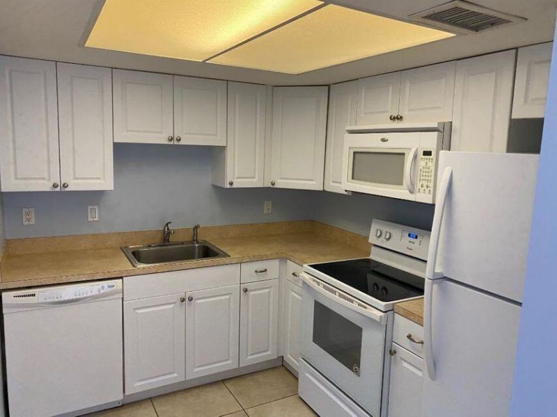 120 Wettaw Lane, Unit 112, North Palm Beach, FL 33408 Photo