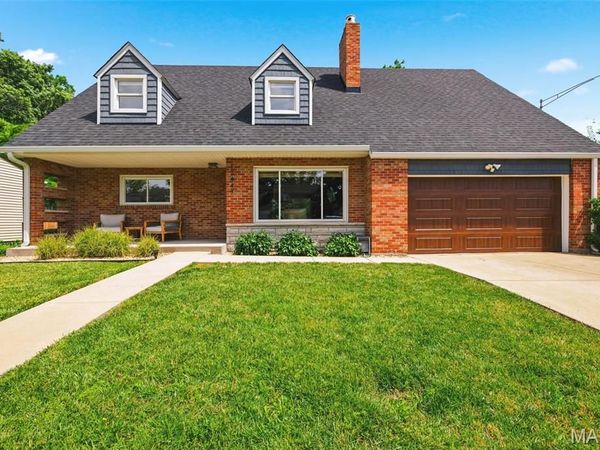 12447 Big Bend Road , Kirkwood, MO 63122