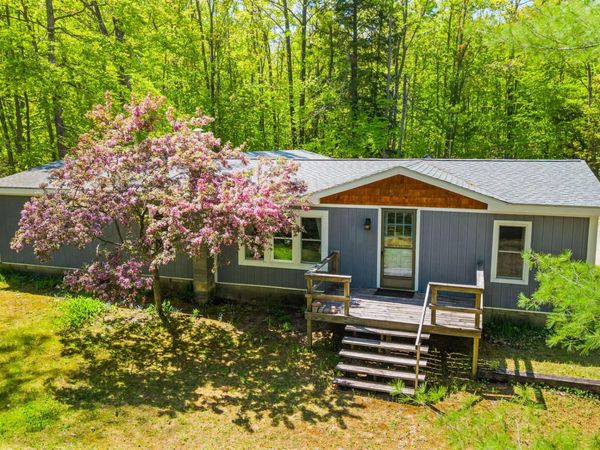 3301 Bennett, Cheboygan, MI 49721