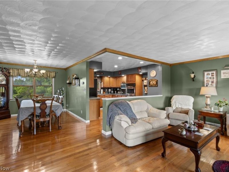 64243 Sand Hill Road, Bellaire, OH 43906 Photo 10