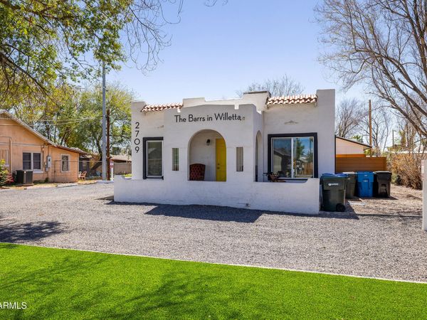 2709 E WILLETTA Street, Unit FRNT, Phoenix, AZ 85008