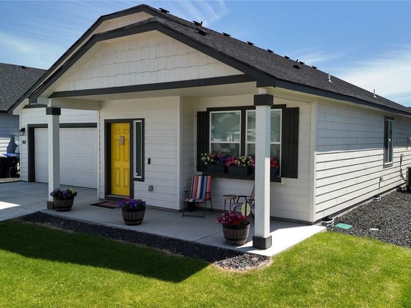 1107 W Aspen Road, Moses Lake, WA 98837