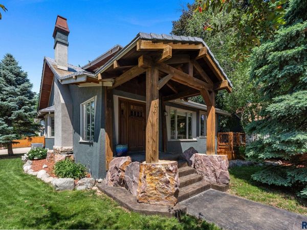 100 E 23rd St, Sioux Falls, SD 57105