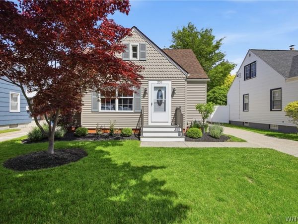 201 Carmel Road , Buffalo, NY 14214