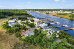 4621 S Island Dr.  photo 4