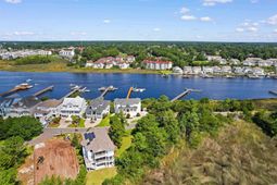 4621 S Island Dr.  photo 4