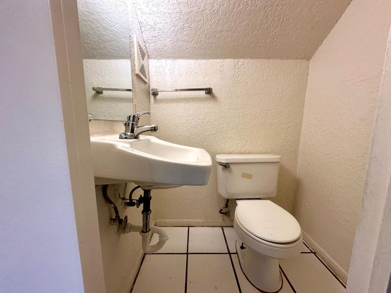 523 Valley Forge Road, West Palm Beach, FL 33405 Photo