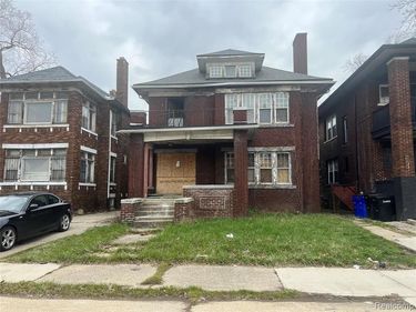 2052 Clairmount Street , Detroit, MI 48206