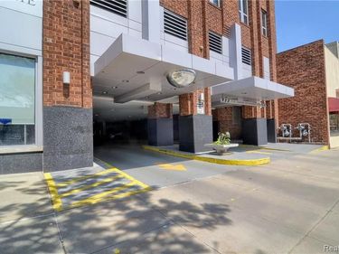 411 S OLD WOODWARD Avenue , Birmingham, MI 48009