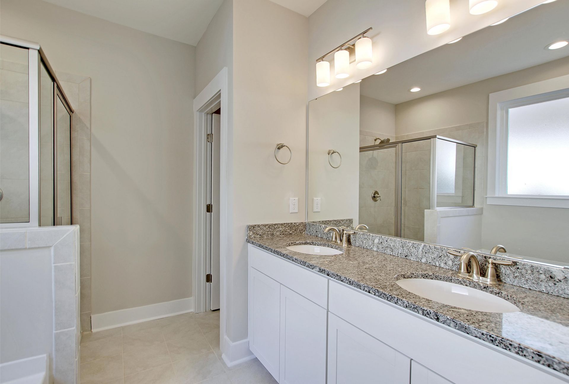 222 Creek Pointe Drive Photo 15