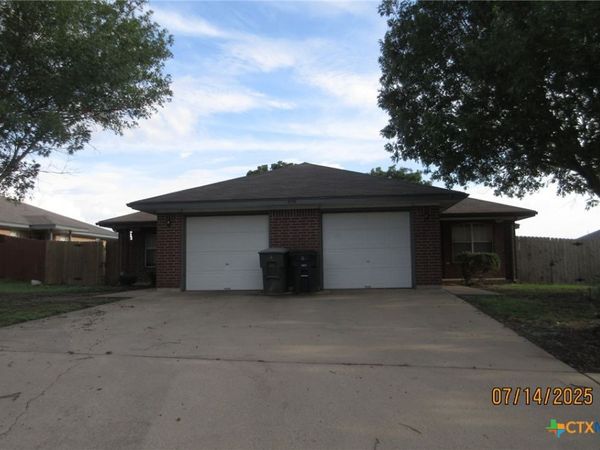 2606 Edgefield Street , Killeen, TX 76549