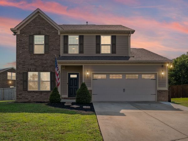 457 Goodman Dr , Gallatin, TN 37066