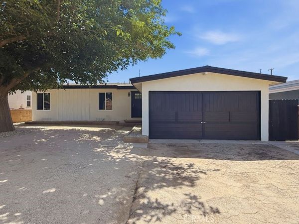 38909 Carolside , Palmdale, CA 93550