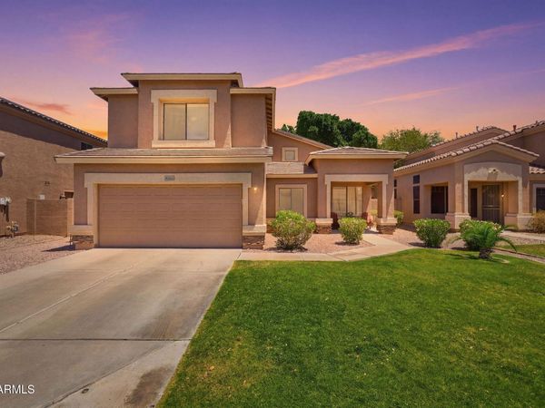 8242 W MELINDA Lane, Peoria, AZ 85382