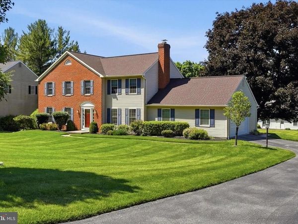 1476 SALOMON LANE, CHESTERBROOK, PA 19087