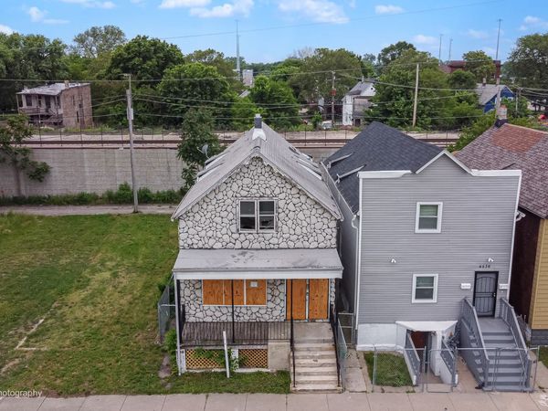 5538 S Perry Avenue, Chicago, IL 60621