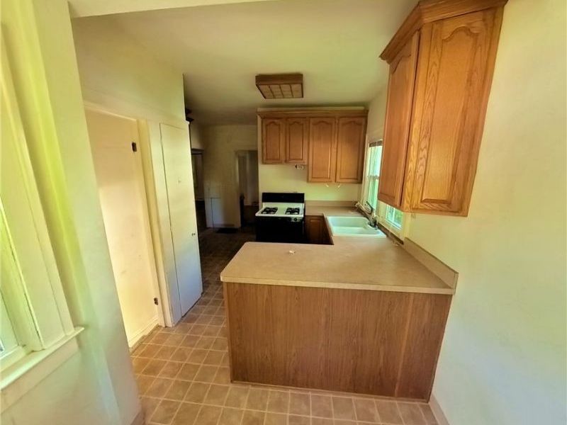 21950 Euclid Avenue, Euclid, OH 44117 Photo 10