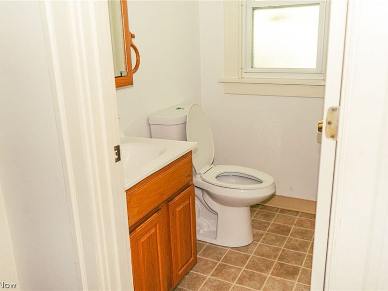 21950 Euclid Avenue, Euclid, OH 44117 Photo 13